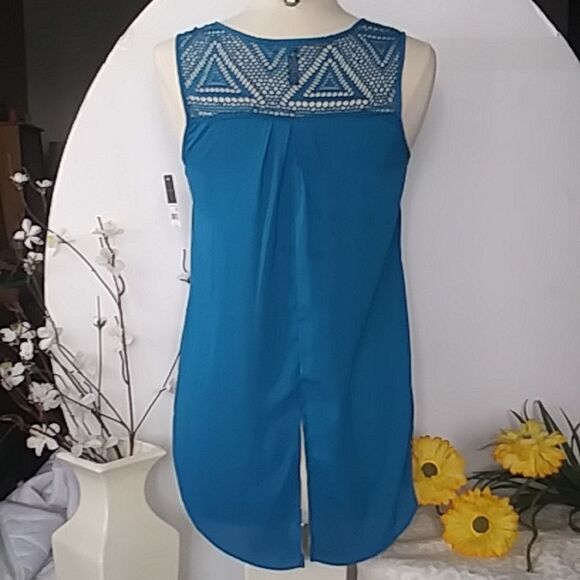 Massini Blue Sleeveless Tunic Style Blouse w/ Pleats New with Tags Size Small - Picture 1 of 12
